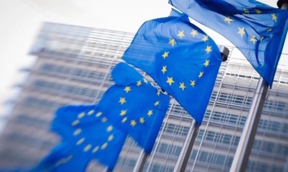 Αξιωματούχος ΕΕ: Έτοιμη η ΕΕ να "λάβει δράση" σε πιθανή εισβολή της Ρωσίας στην Ουκρανία